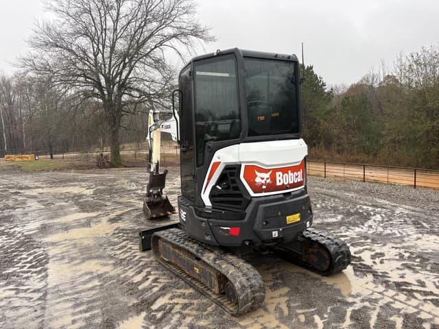 Image of Bobcat E26 equipment image 4