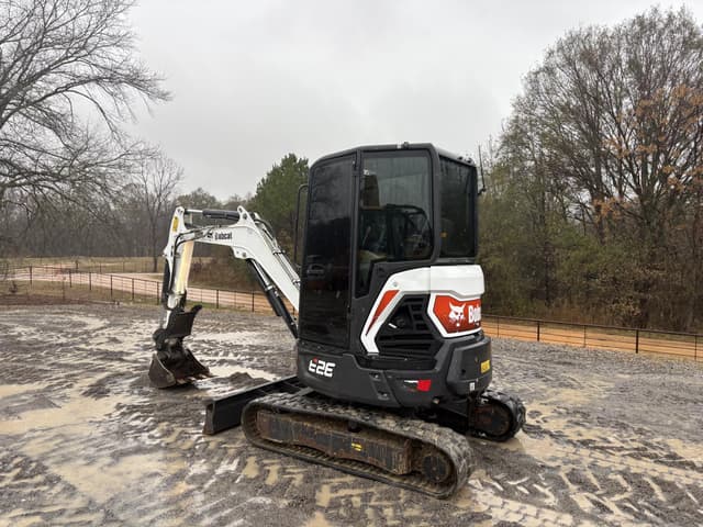 Image of Bobcat E26 equipment image 3