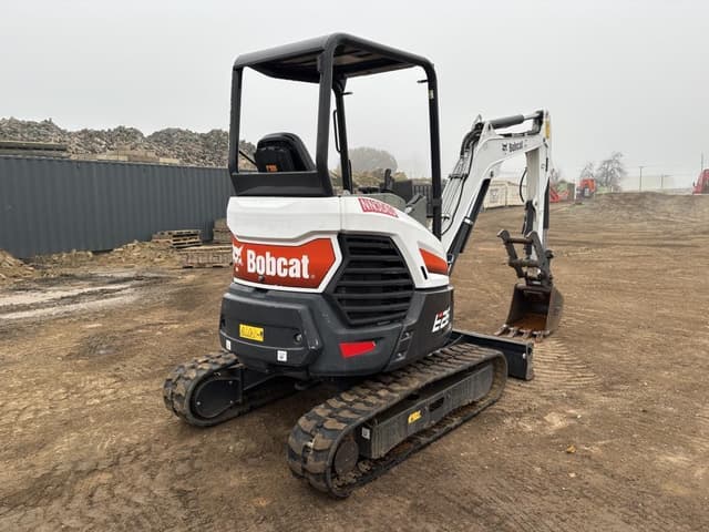 Image of Bobcat E26 equipment image 2