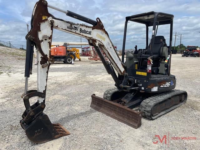 Image of Bobcat E26 equipment image 2
