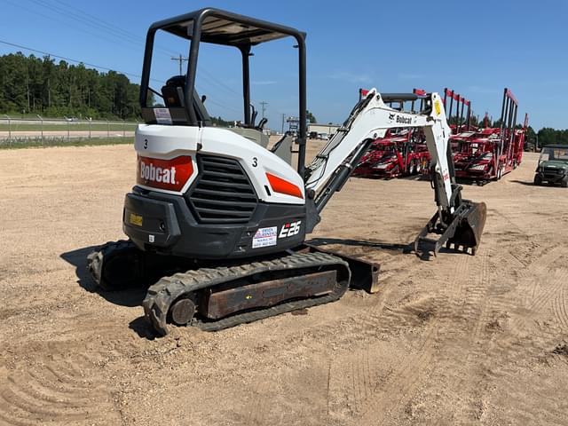 Image of Bobcat E26 equipment image 4