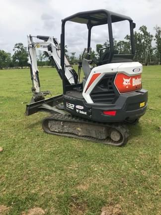 Main image Bobcat E32i