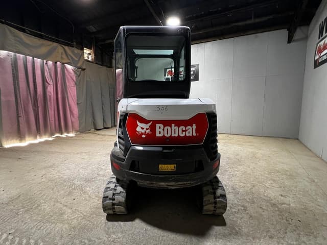 Image of Bobcat E32i equipment image 3