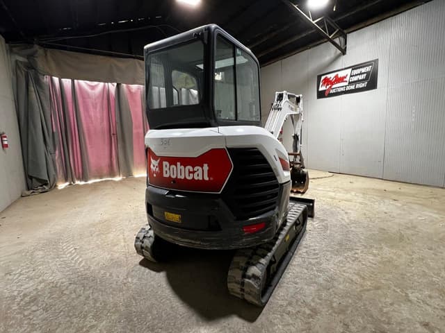 Image of Bobcat E32i equipment image 4