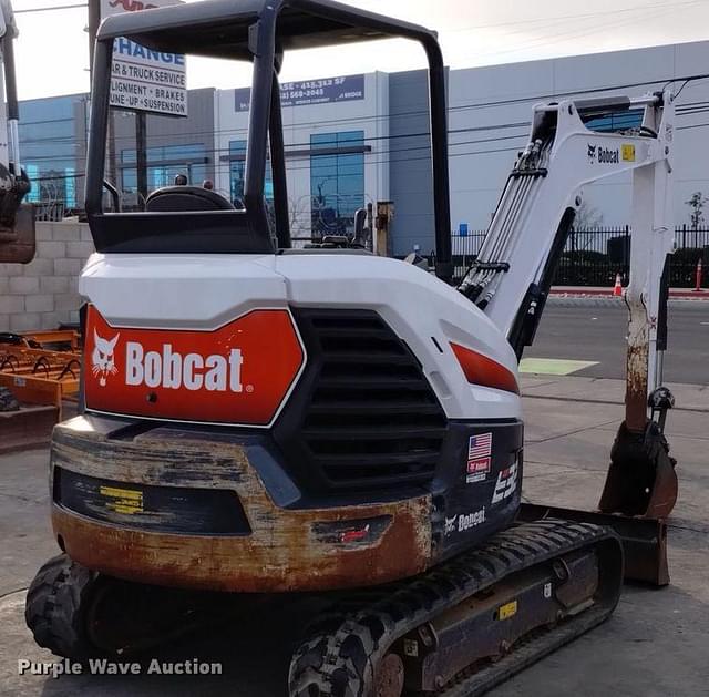 Image of Bobcat E32i equipment image 4