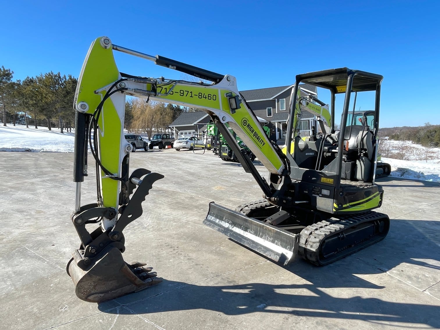 2021 Bobcat E32i Equipment Image0