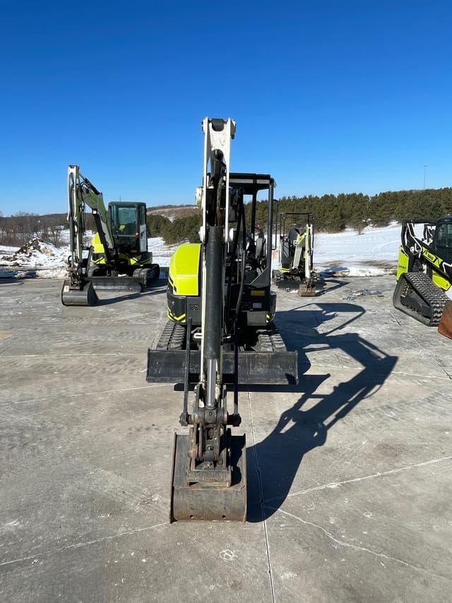 Image of Bobcat E32i equipment image 1