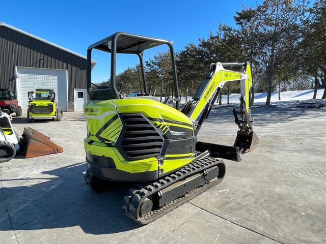 Image of Bobcat E32i equipment image 4