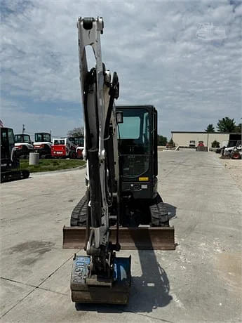 Image of Bobcat E35 equipment image 2