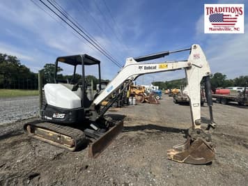 Main image Bobcat E35