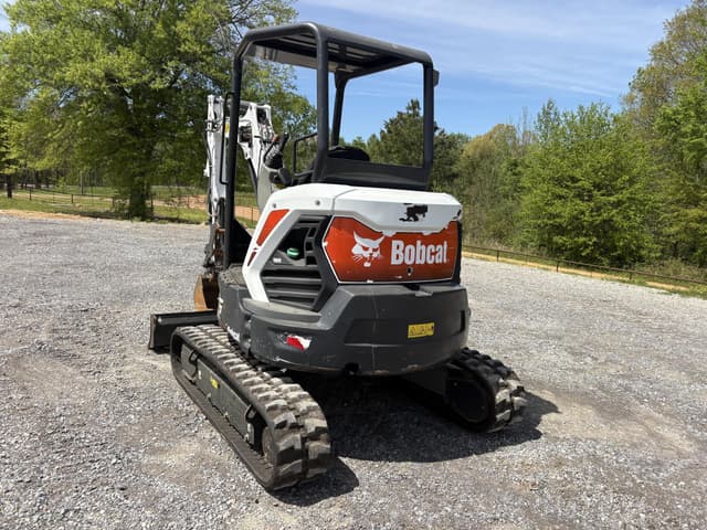 Image of Bobcat E35i equipment image 3
