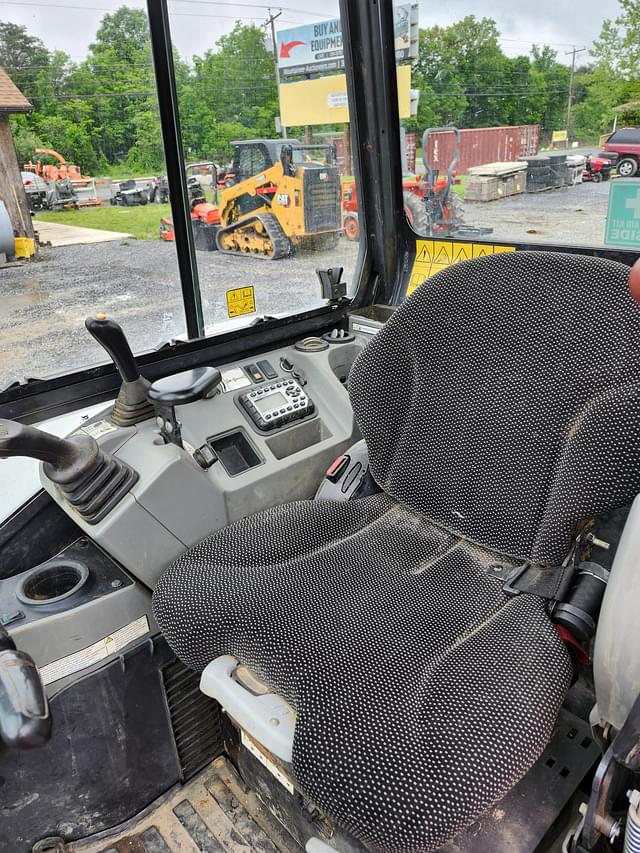 Image of Bobcat E35i equipment image 4