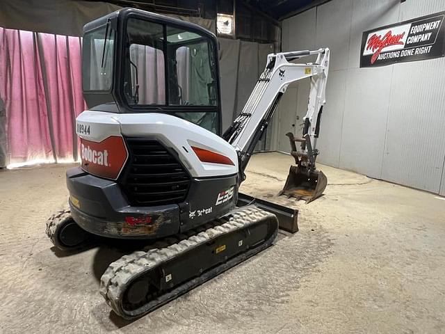 Image of Bobcat E35i equipment image 4