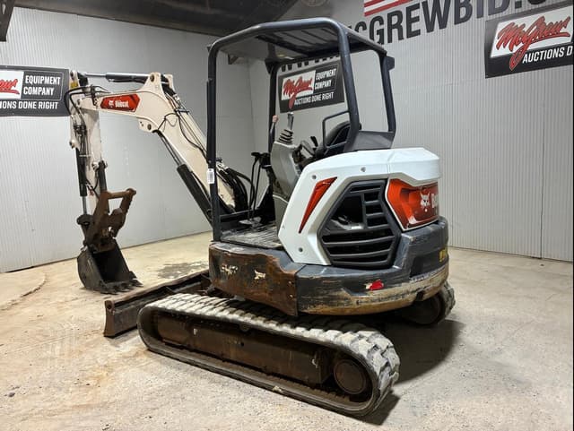 Image of Bobcat E42 equipment image 2