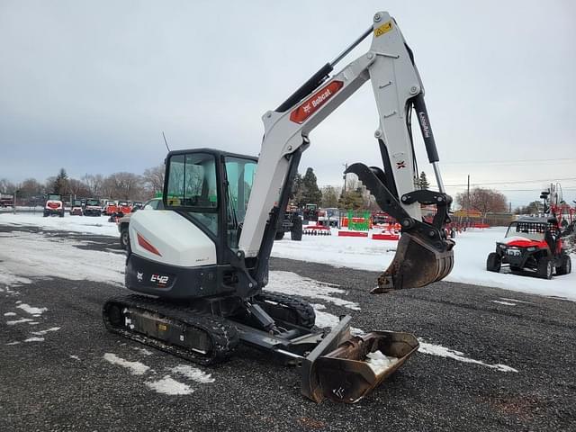 Image of Bobcat E42 equipment image 3