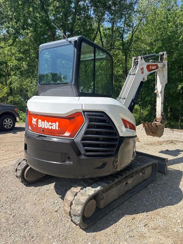 Image of Bobcat E42 equipment image 2