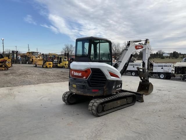 Image of Bobcat E42 equipment image 3
