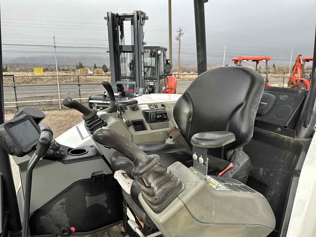 Image of Bobcat E50 equipment image 4