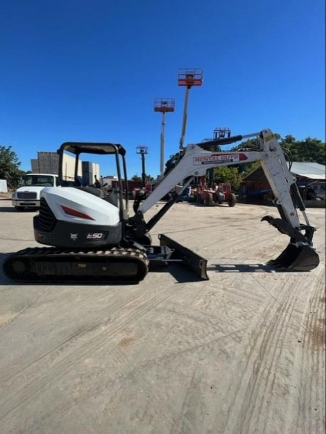 Image of Bobcat E50 equipment image 2