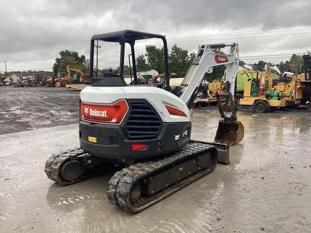 Image of Bobcat E50 equipment image 3