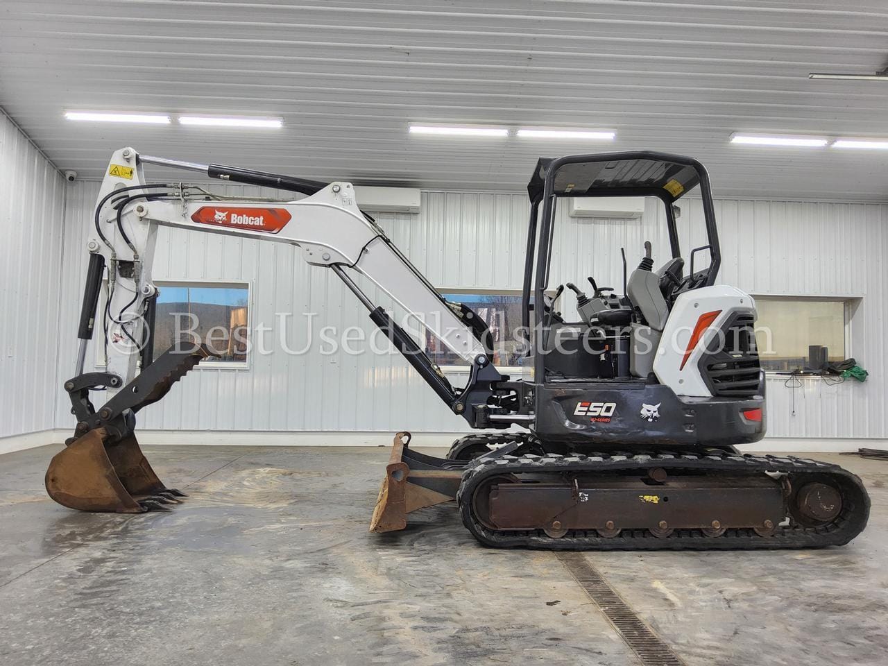 2021 Bobcat E50R2 Equipment Image0