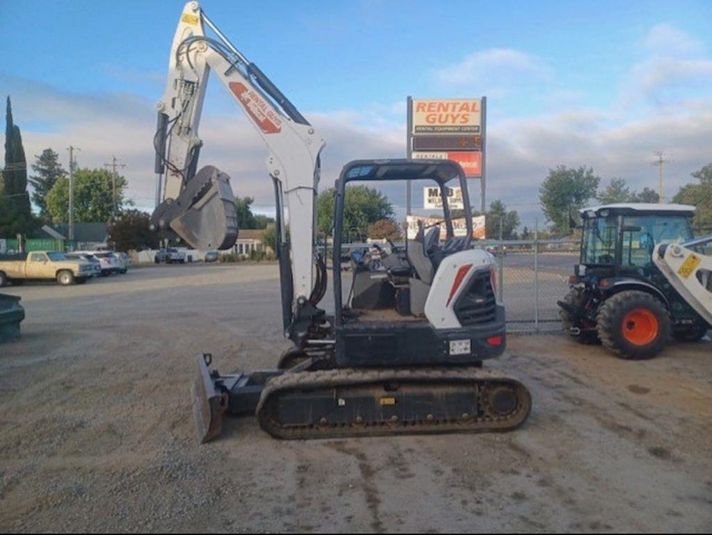 Image of Bobcat E60 Image 0