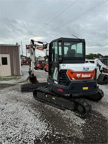 Image of Bobcat E60 equipment image 3