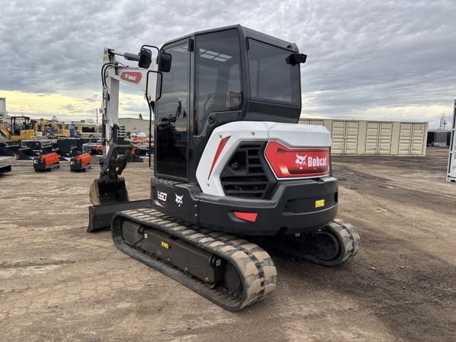 Image of Bobcat E60 equipment image 3