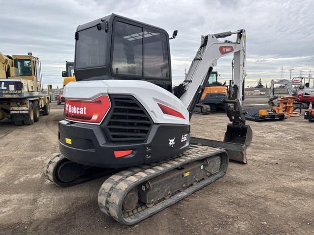 Image of Bobcat E60 equipment image 2