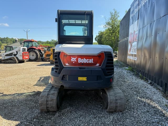 Image of Bobcat E60 equipment image 2