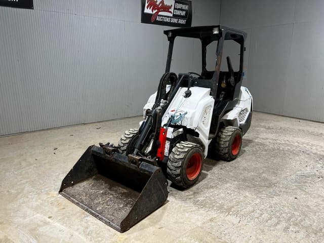 Image of Bobcat L23 equipment image 1