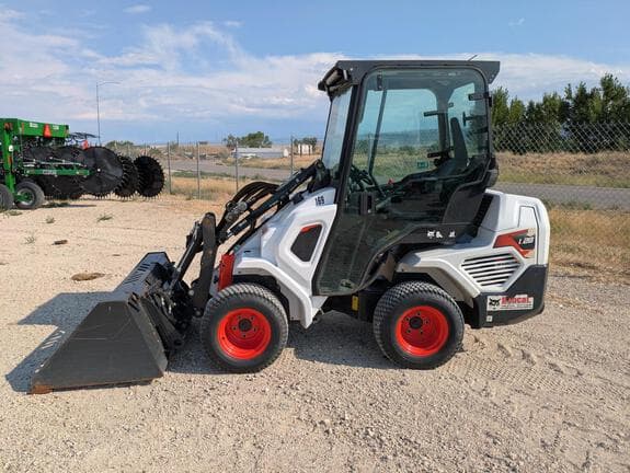 Image of Bobcat L28 equipment image 1