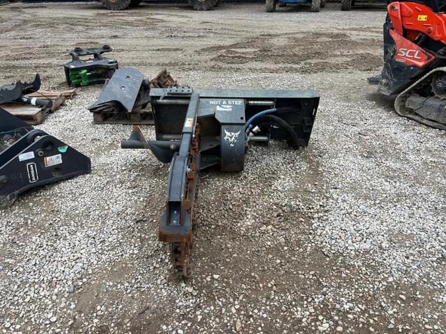 Image of Bobcat LT313 equipment image 1