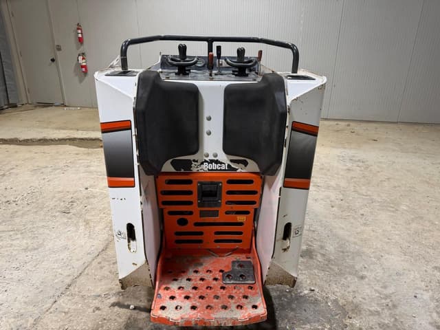 Image of Bobcat MT100 equipment image 3