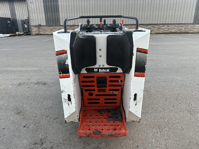 Image of Bobcat MT100 equipment image 2