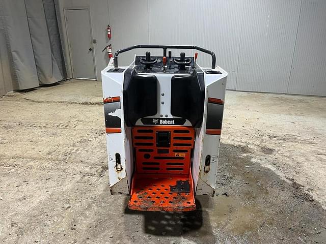 Image of Bobcat MT100 equipment image 3