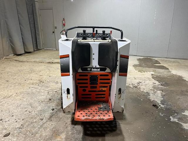 Image of Bobcat MT100 equipment image 3
