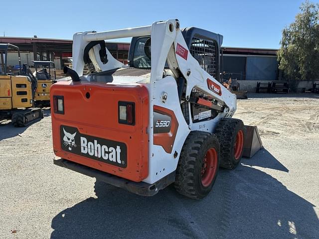 Image of Bobcat S590 equipment image 2