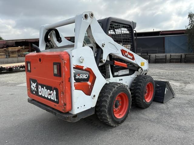 Image of Bobcat S590 equipment image 2
