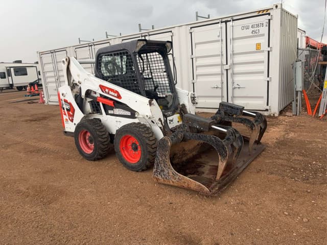 Image of Bobcat S590 equipment image 1