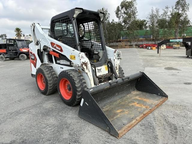 Image of Bobcat S590 equipment image 1