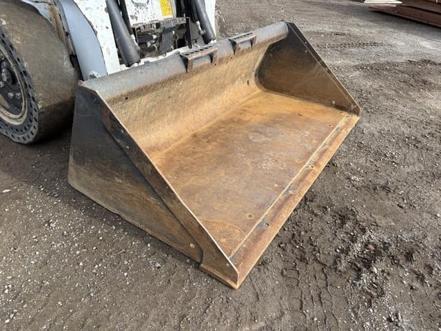 Image of Bobcat S590 equipment image 2