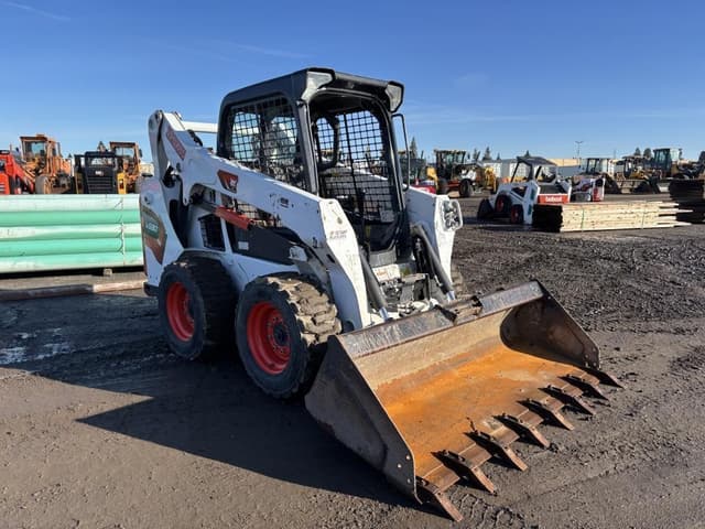 Image of Bobcat S590 equipment image 1