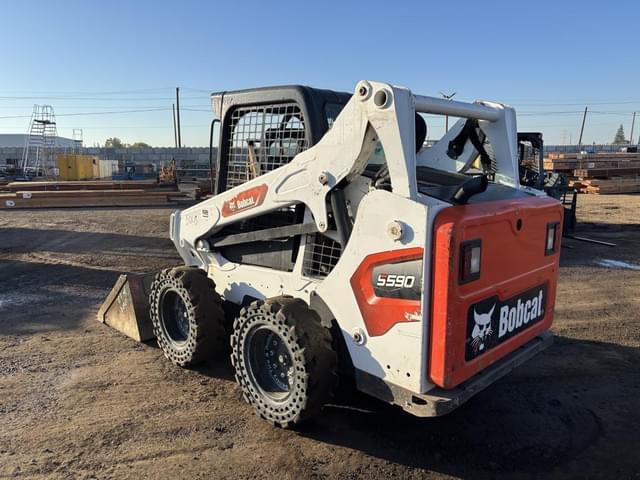 Image of Bobcat S590 equipment image 2
