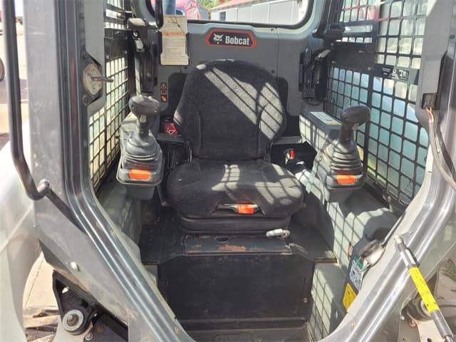 Image of Bobcat S64 equipment image 4