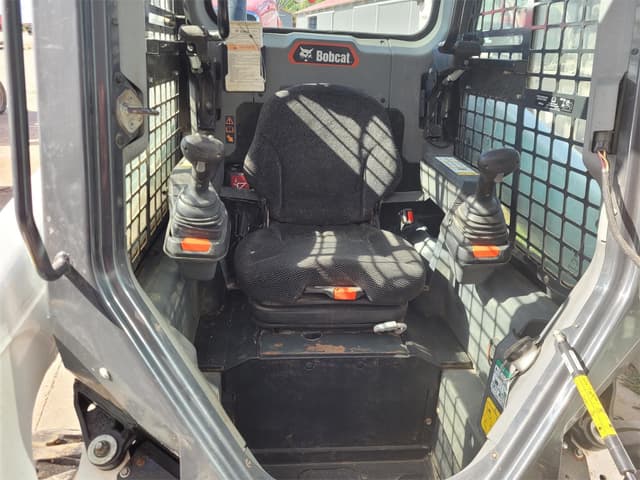 Image of Bobcat S64 equipment image 4