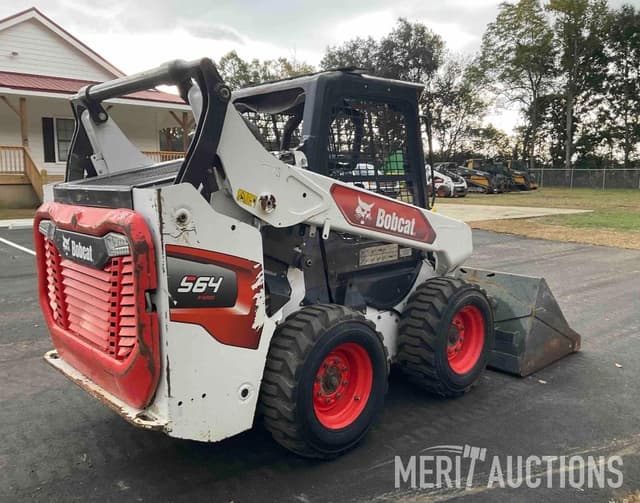 Image of Bobcat S64 equipment image 4