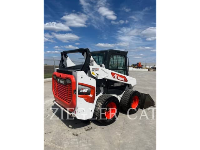 Image of Bobcat S66 equipment image 2