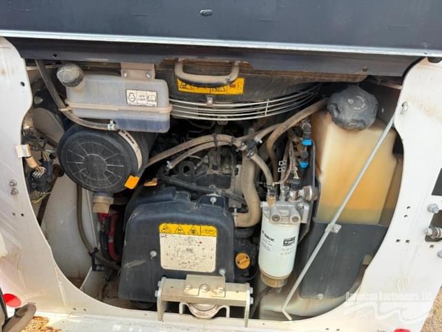 Image of Bobcat S66 equipment image 3
