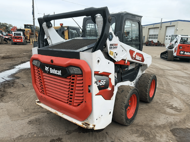 Image of Bobcat S66 equipment image 4